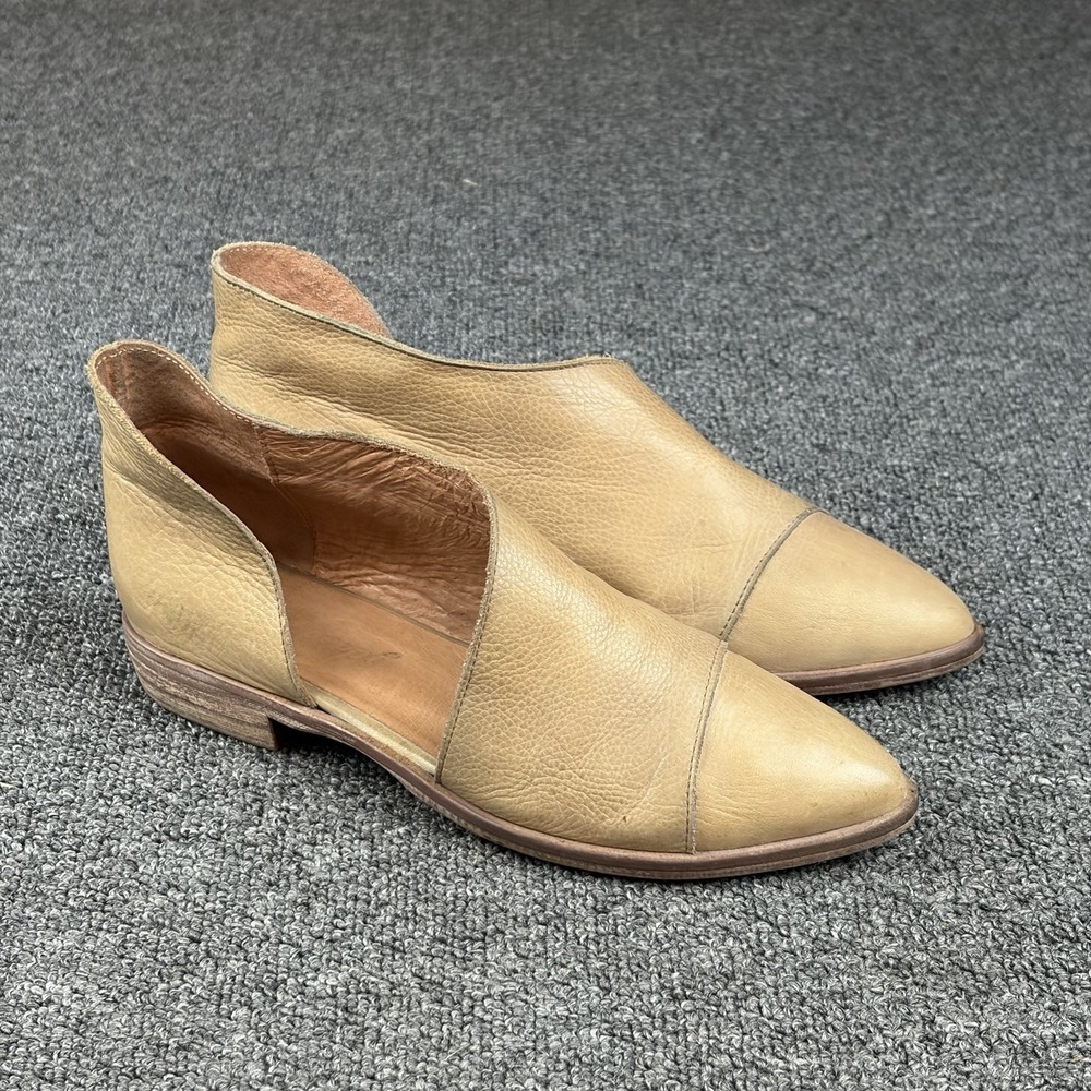 Free People Royale Flats Women's 36 US 6 Tan Leather Pointed Toe D'Orsay Cutout